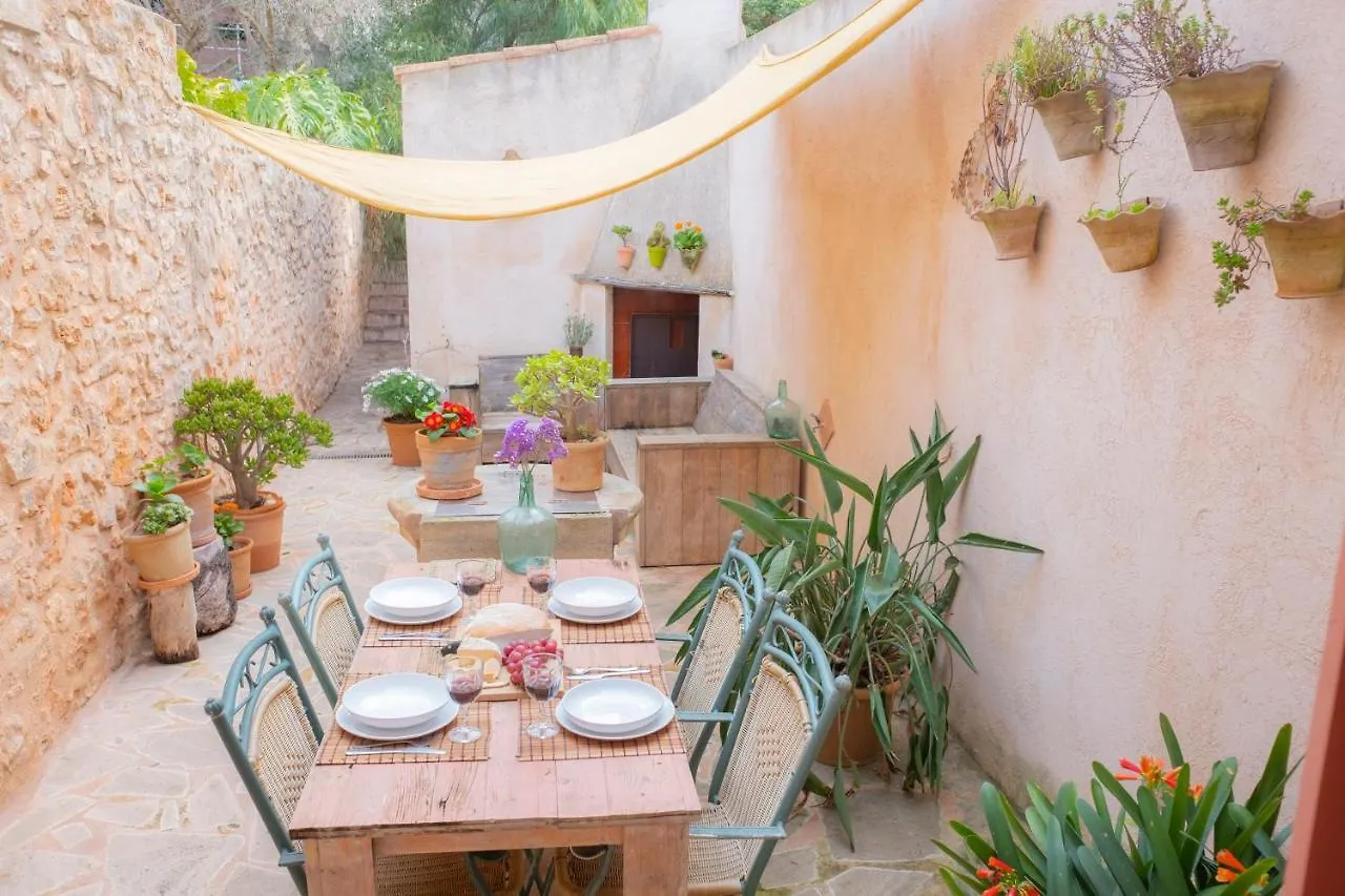 Villa Farinera Vella Santanyí Spanien